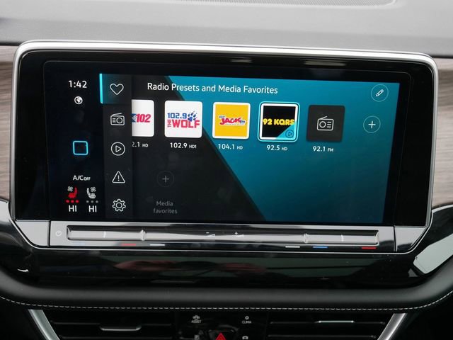 Certified 2025 Volkswagen Atlas SEL image 28