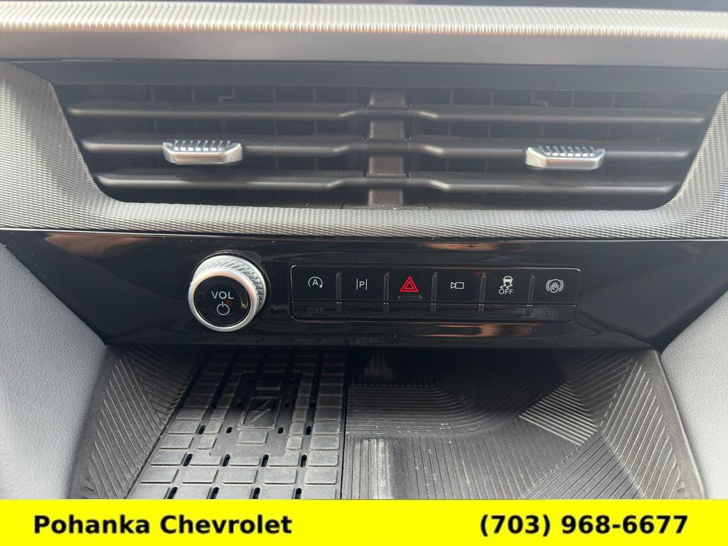 Used 2025 Ford Explorer ST AWD/4WD image 16
