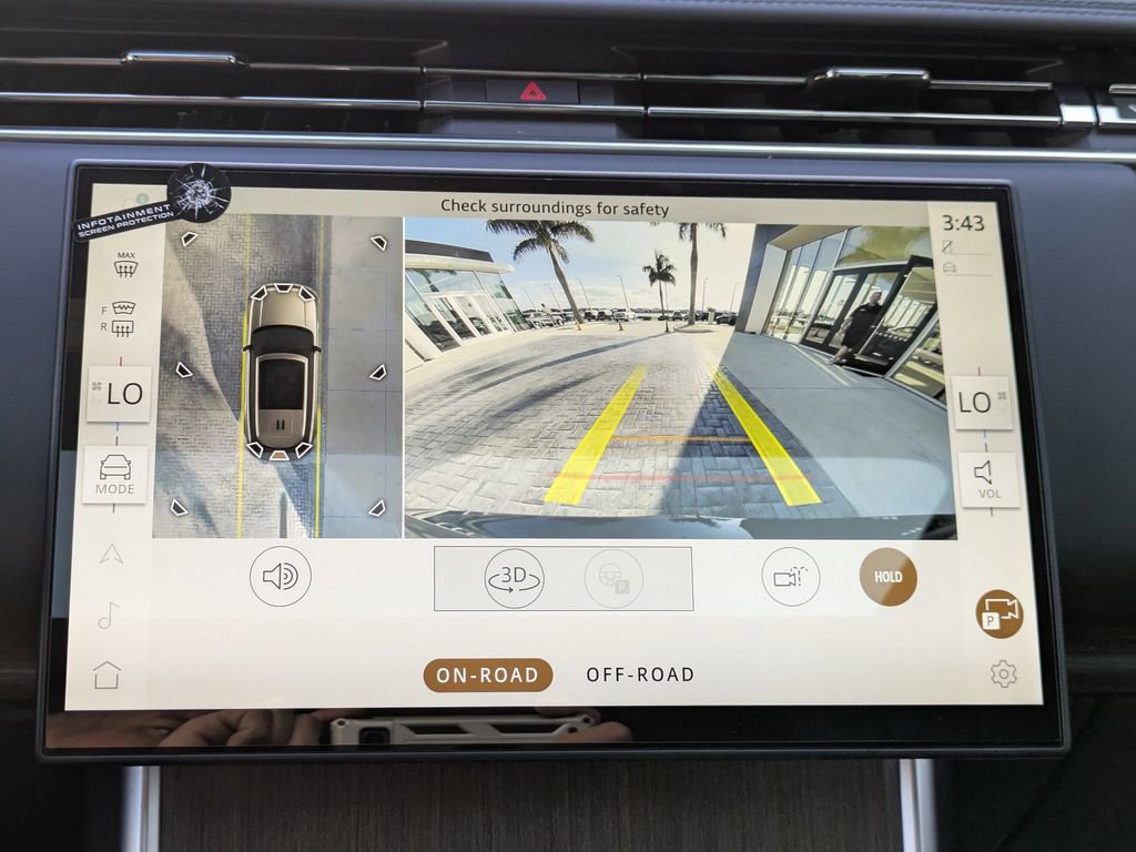 New 2026 Land Rover Range Rover Long Wheelbase SE image 24