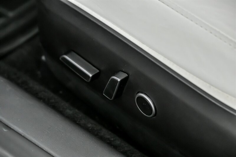 Used 2023 Tesla Model 3 Standard Range RWD image 22