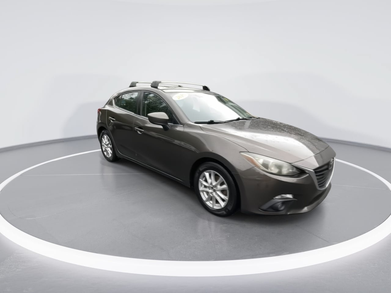 Used 2016 MAZDA MAZDA3 i Touring w/ Popular Equipment Package FWD image 2