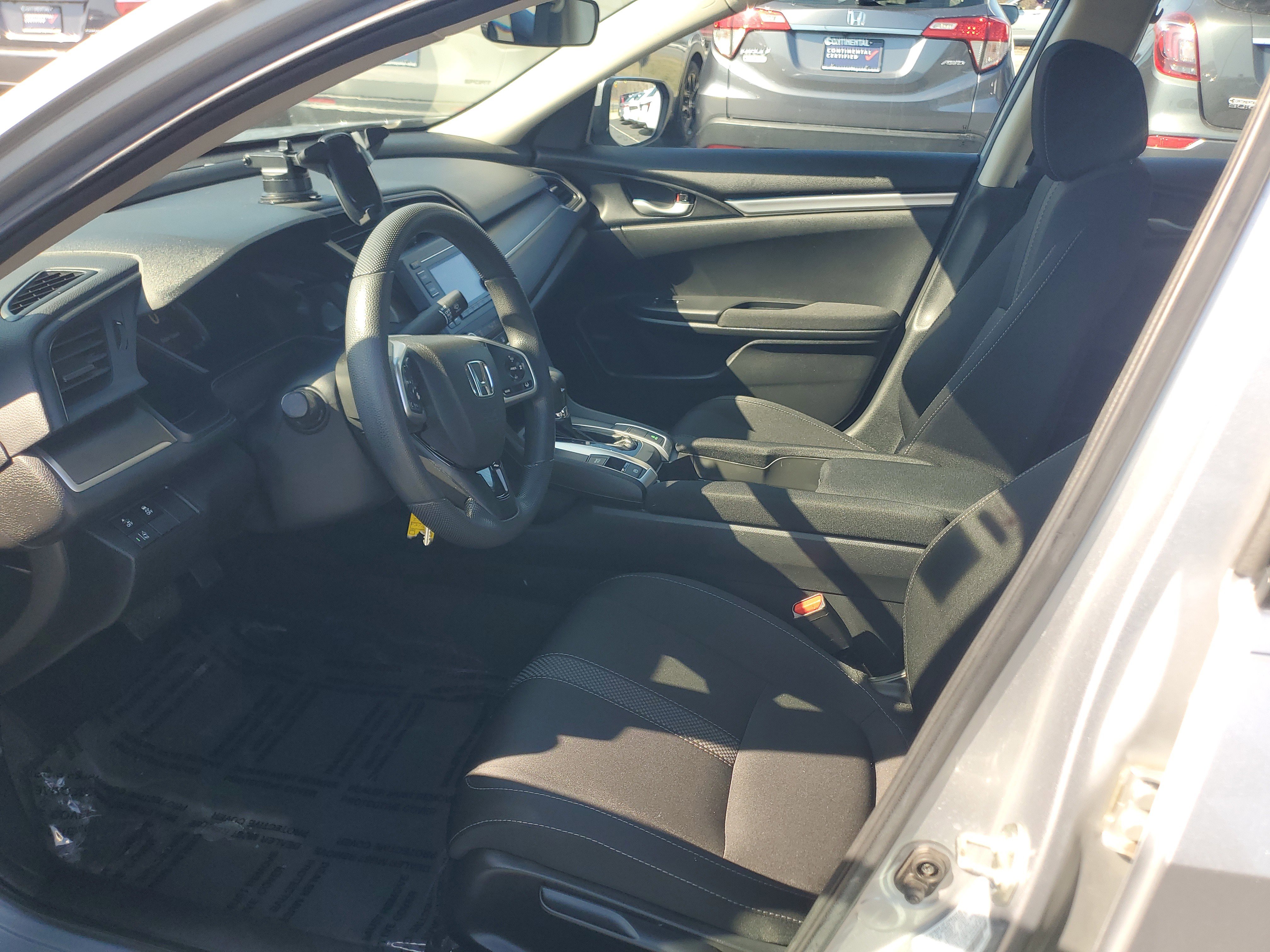 Used 2020 Honda Civic LX image 9