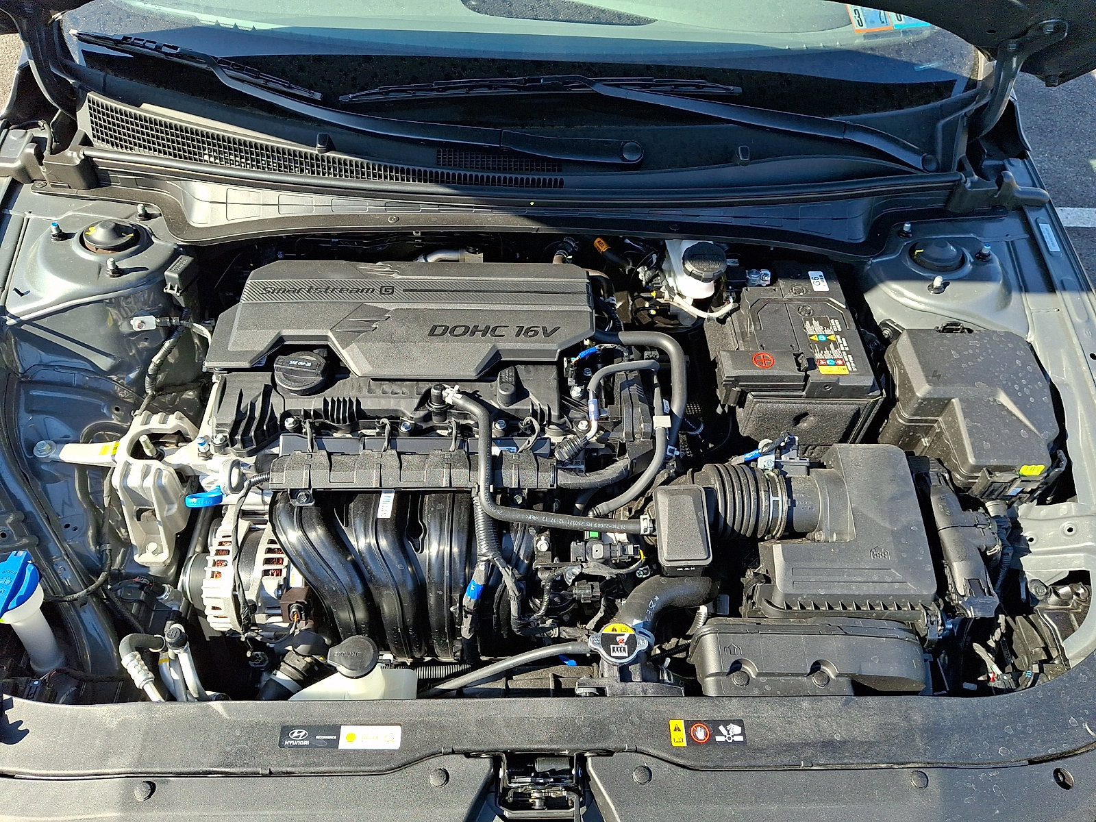 Certified 2025 Hyundai Elantra Sport FWD image 28