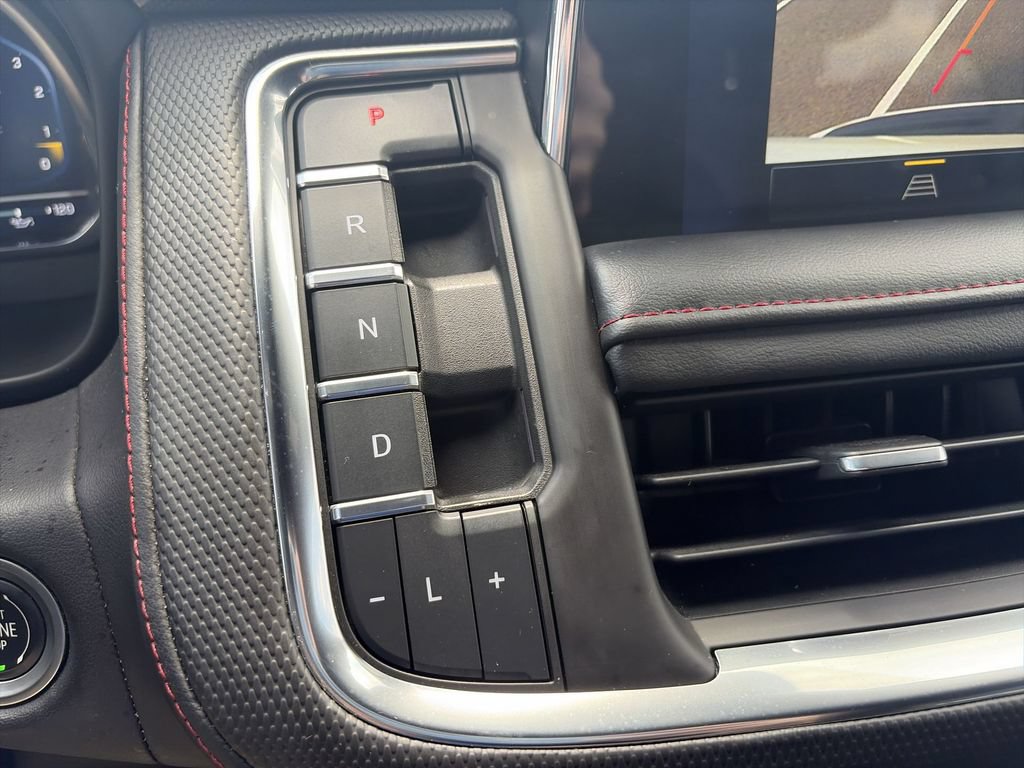 Used 2023 Chevrolet Tahoe RST AWD/4WD image 19
