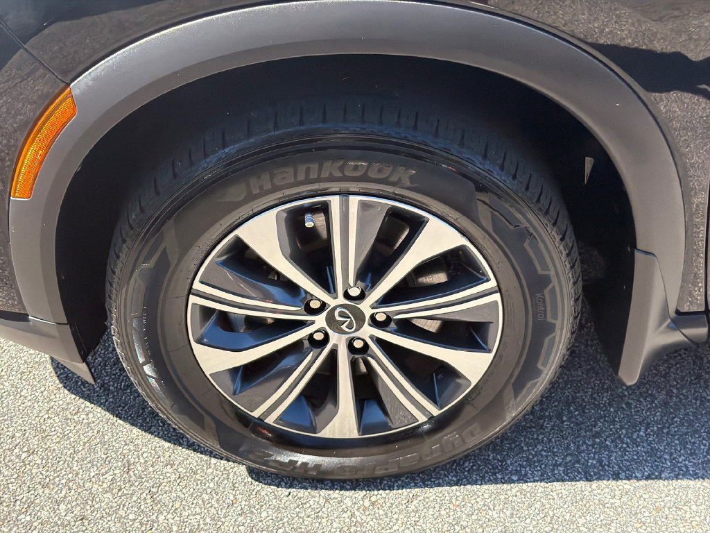 Used 2023 INFINITI QX60 Pure FWD image 11