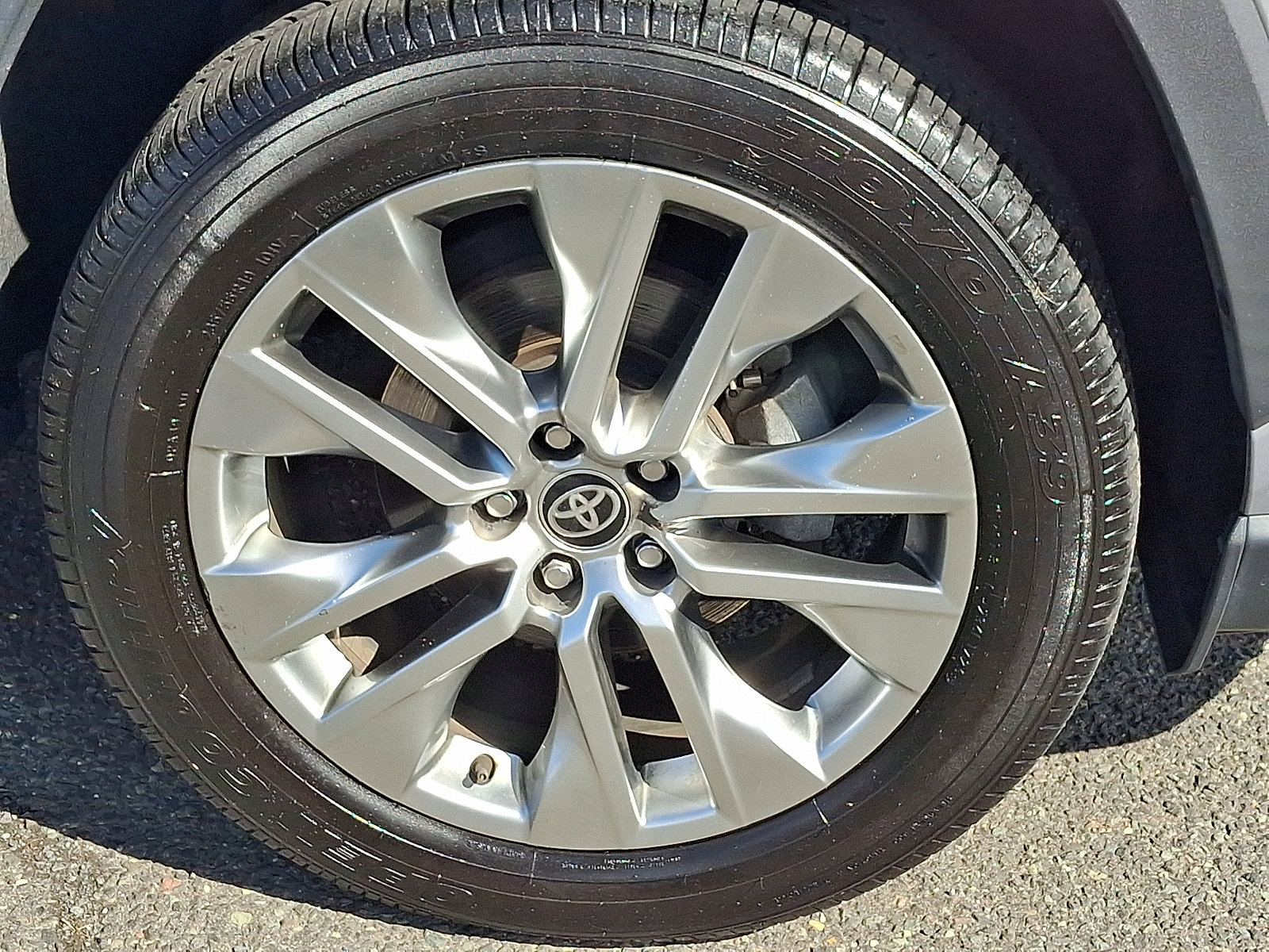 Used 2024 Toyota RAV4 XLE Premium w/ Weather Package AWD/4WD image 9