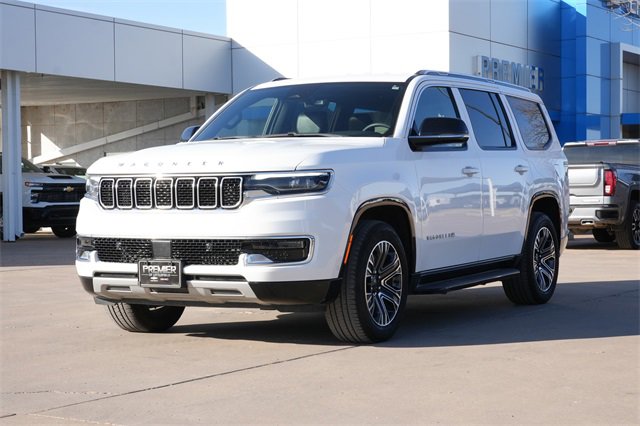 Used 2024 Jeep Wagoneer Series II image 8