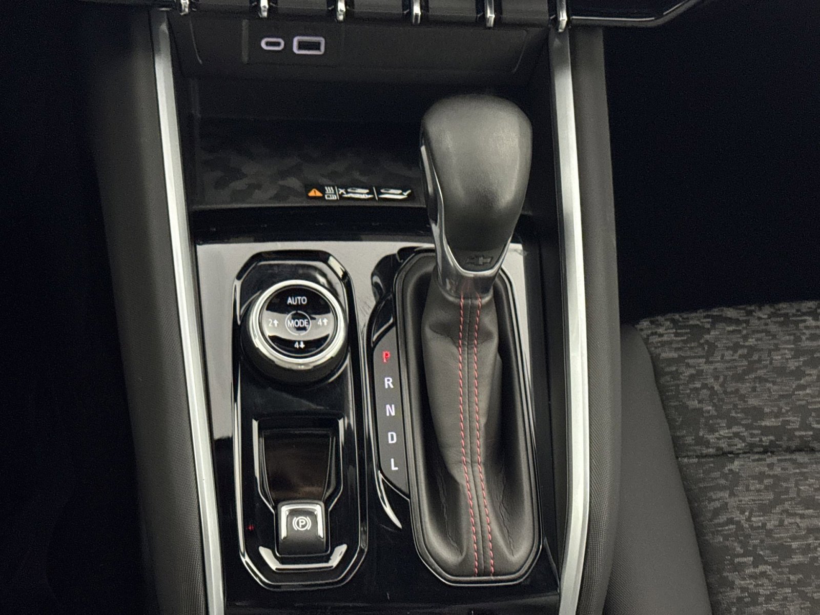 Used 2023 Chevrolet Colorado Z71 w/ Z71 Convenience Package 2 image 22