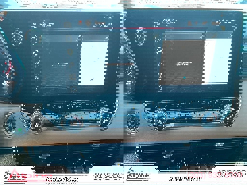 Certified 2025 GMC Canyon AT4 w/ Nightfall Edition AWD/4WD image 11