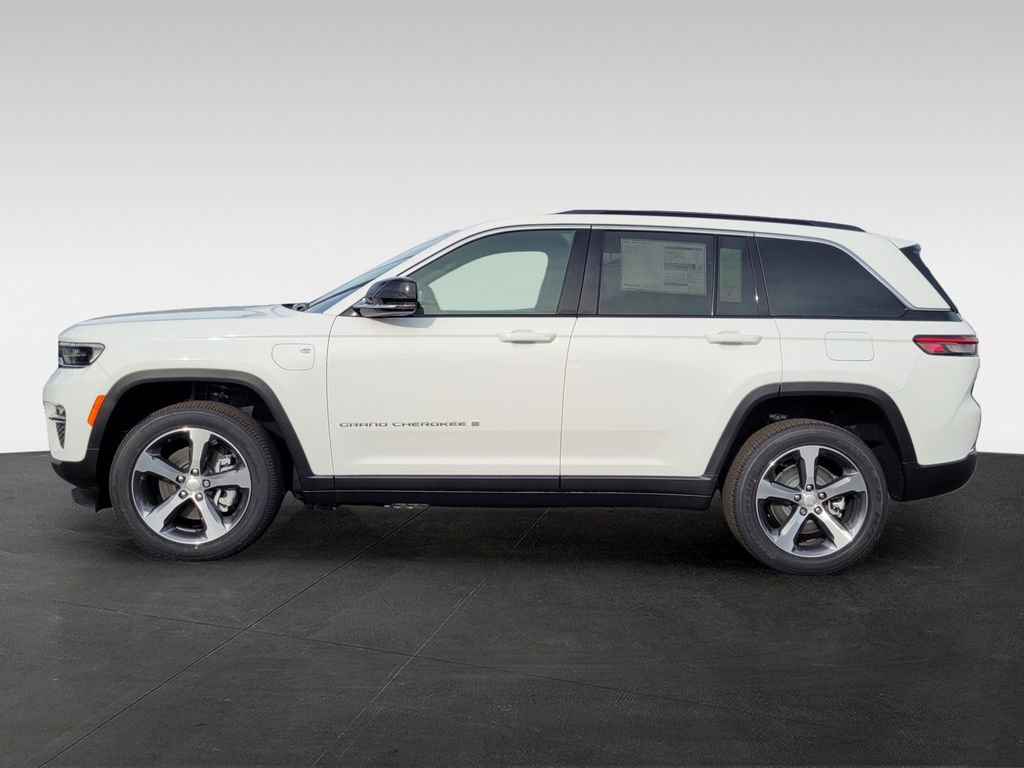 New 2024 Jeep Grand Cherokee Limited 4xe image 8