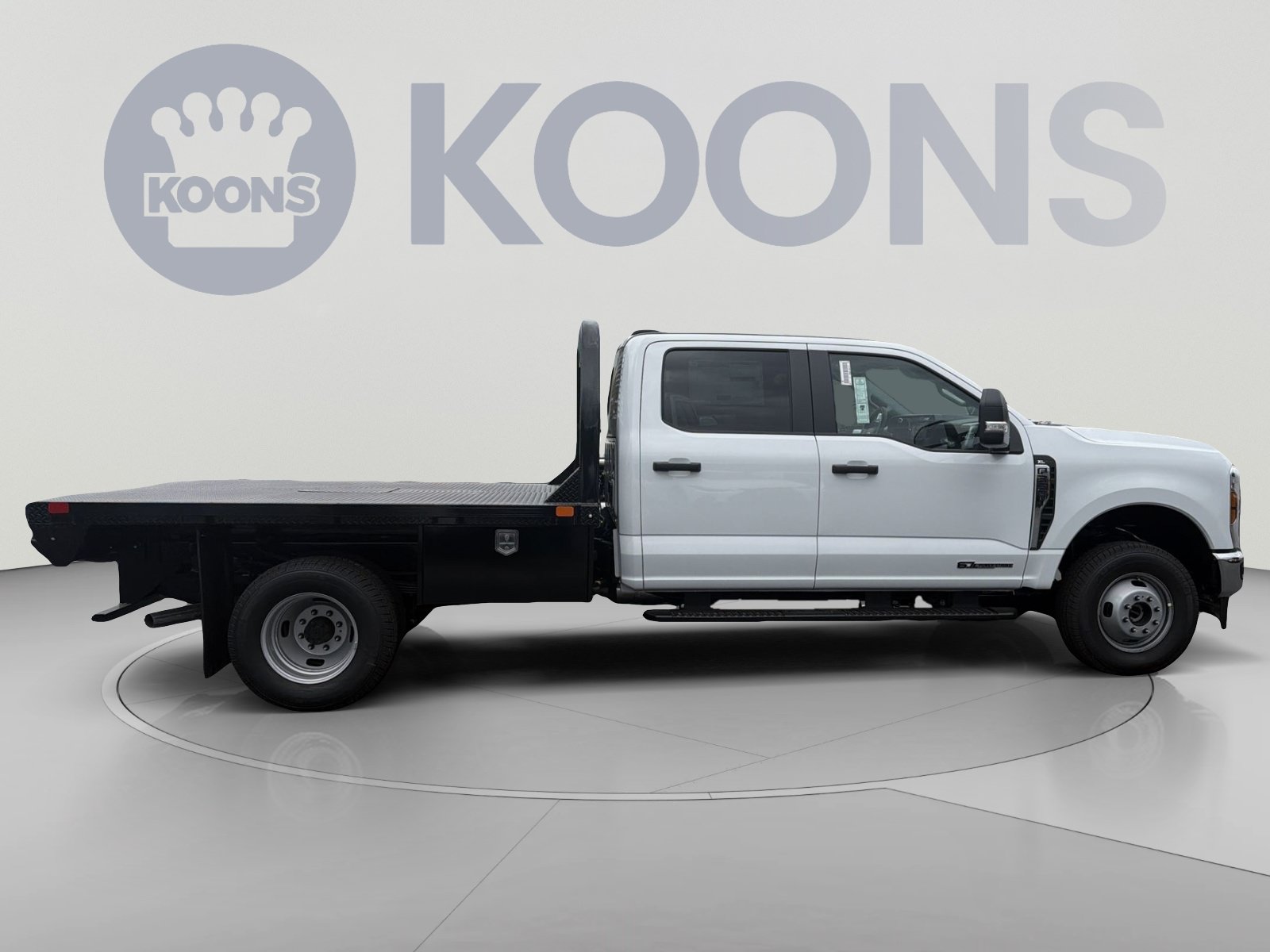New 2026 Ford F350 XL w/ XL Chrome Package AWD/4WD image 8