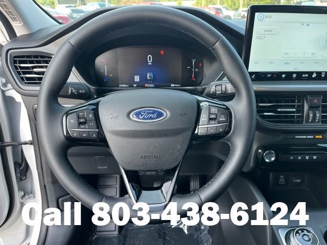 Used 2025 Ford Escape SE FWD image 18