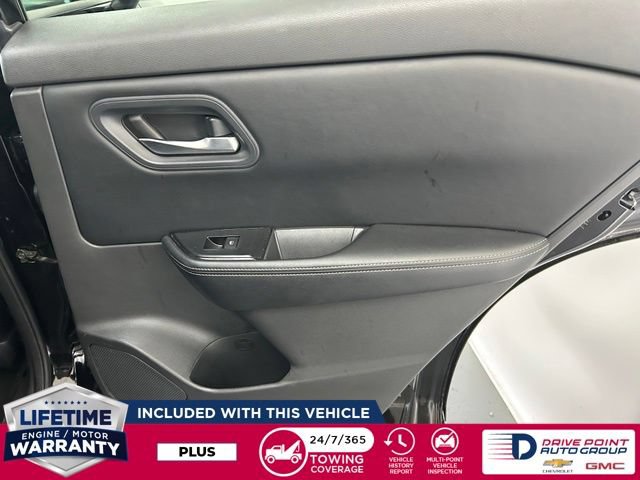 Used 2024 Nissan Rogue SV AWD/4WD image 26