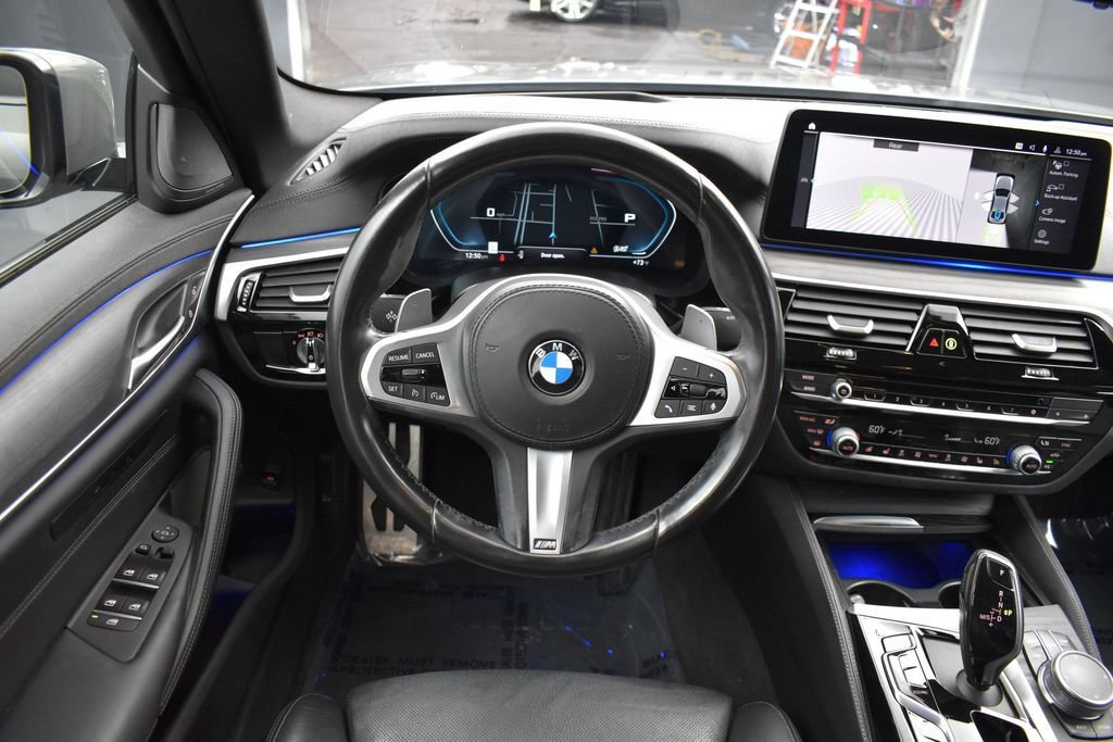 Used 2022 BMW M550i xDrive w/ Premium Package AWD/4WD image 12