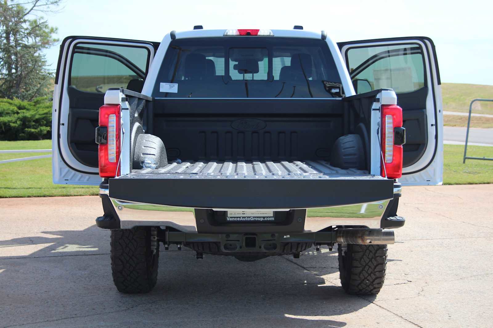 New 2026 Ford F250 Lariat image 61