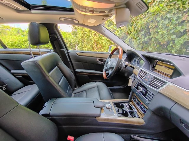 Used 2010 Mercedes-Benz E 350 Sedan image 55