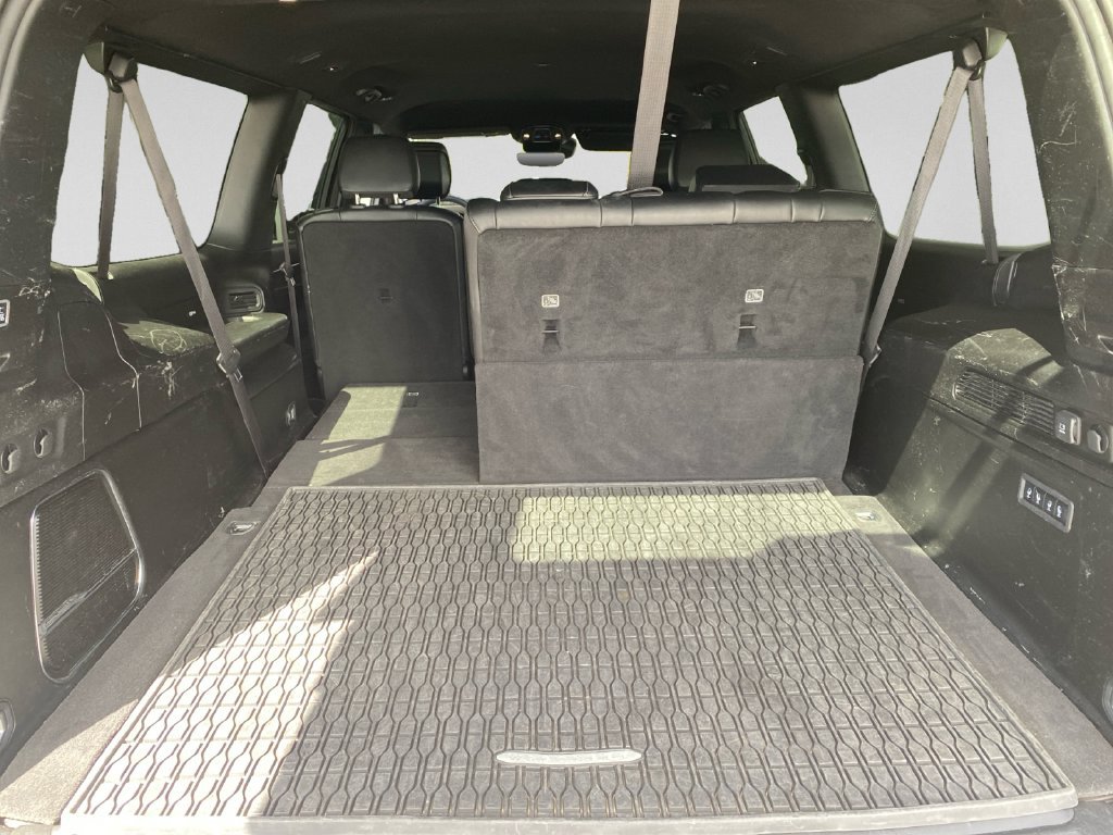 Used 2024 Jeep Wagoneer L Series II w/ Flexible Seating Group RWD image 27