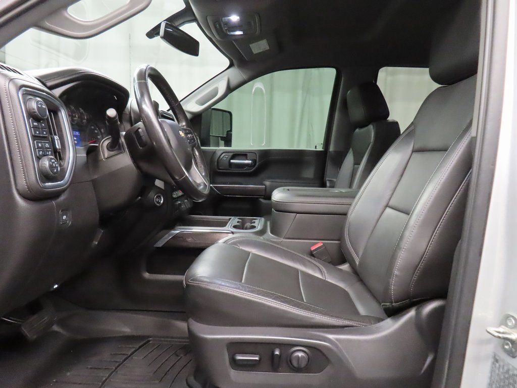 Used 2020 Chevrolet Silverado 2500 LTZ w/ LTZ Plus Package image 9
