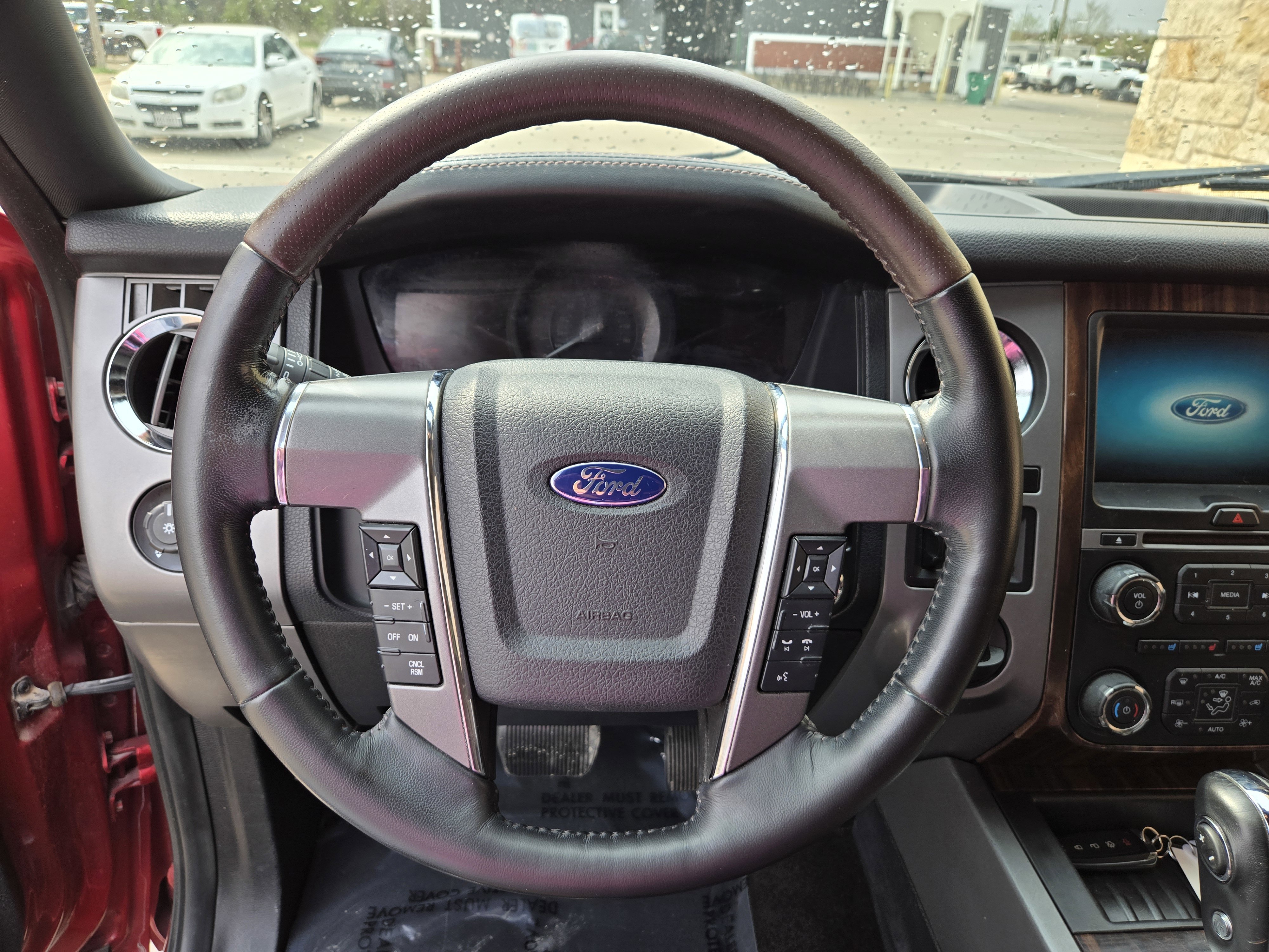 Used 2015 Ford Expedition Platinum image 14