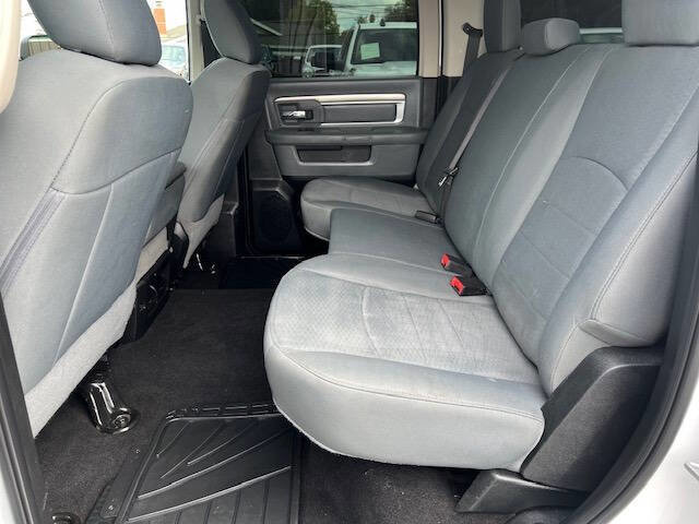 Used 2018 RAM 3500 SLT image 21