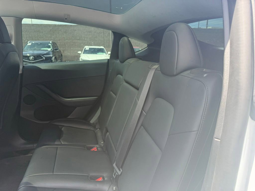 Used 2022 Tesla Model Y Performance AWD/4WD image 13