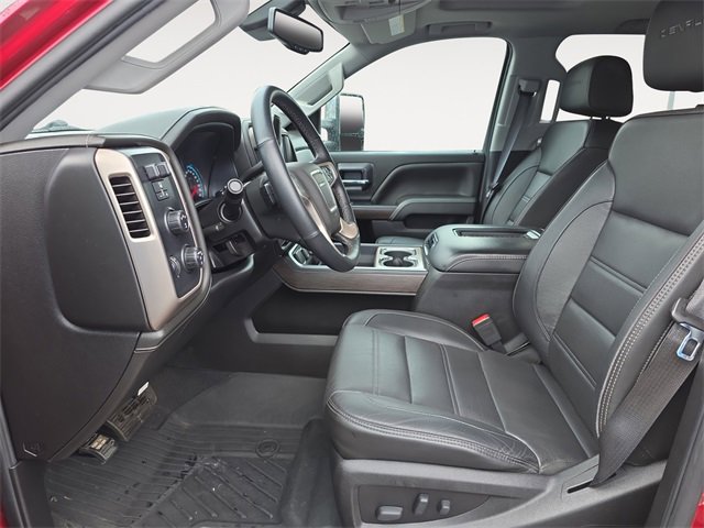 Used 2019 GMC Sierra 2500 Denali w/ Duramax Plus Package image 9