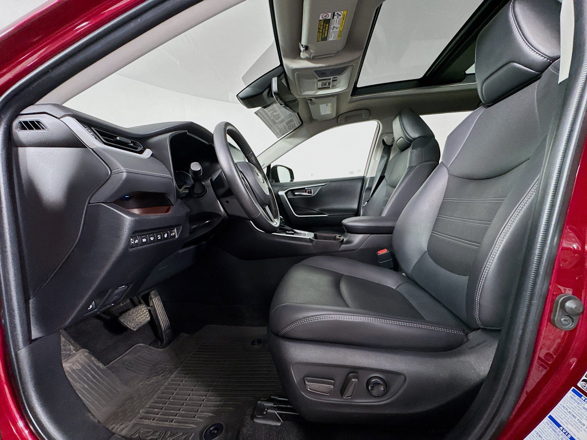 Certified 2022 Toyota RAV4 Limited AWD/4WD image 21