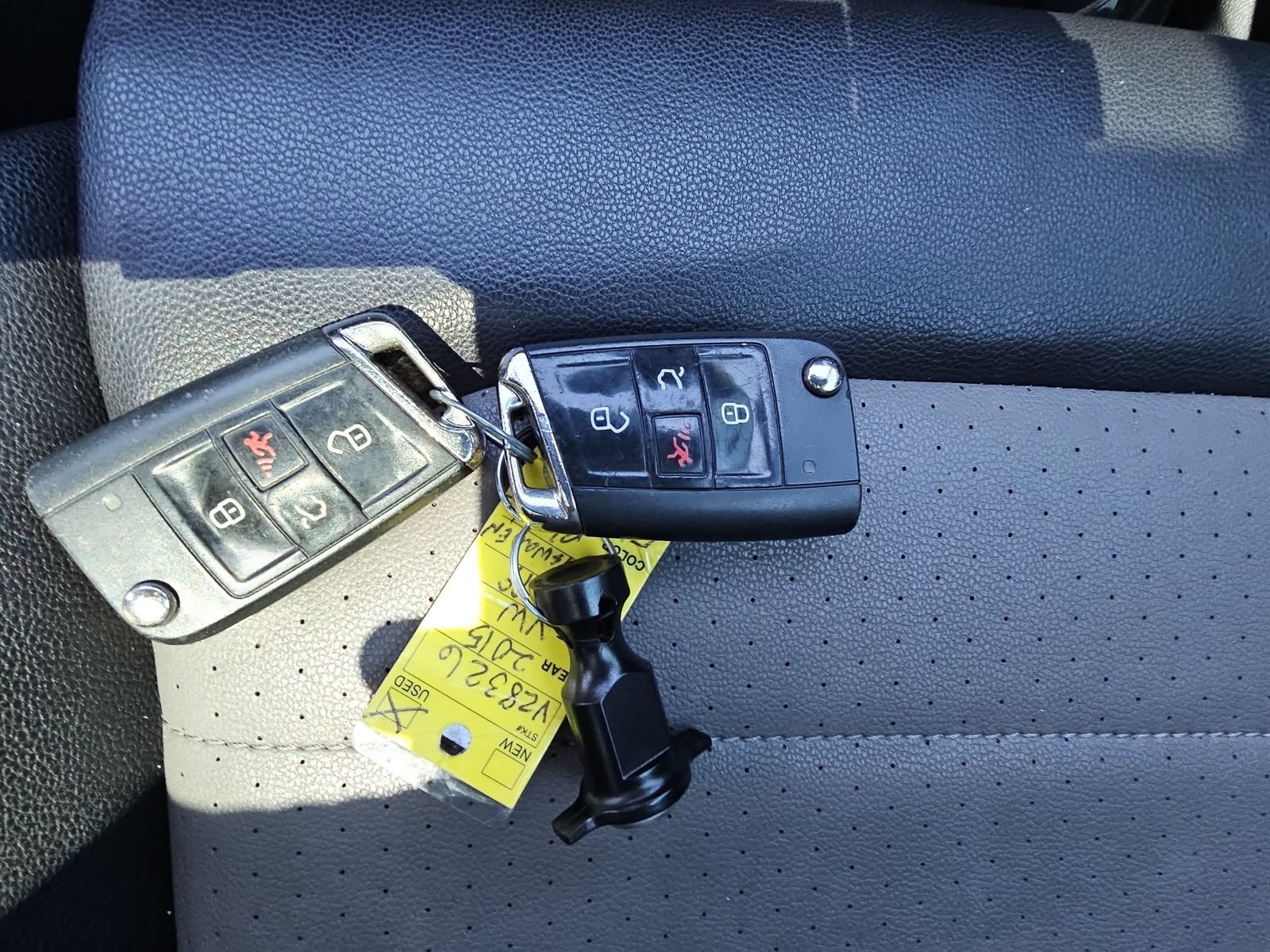 Used 2015 Volkswagen Golf SEL FWD image 35