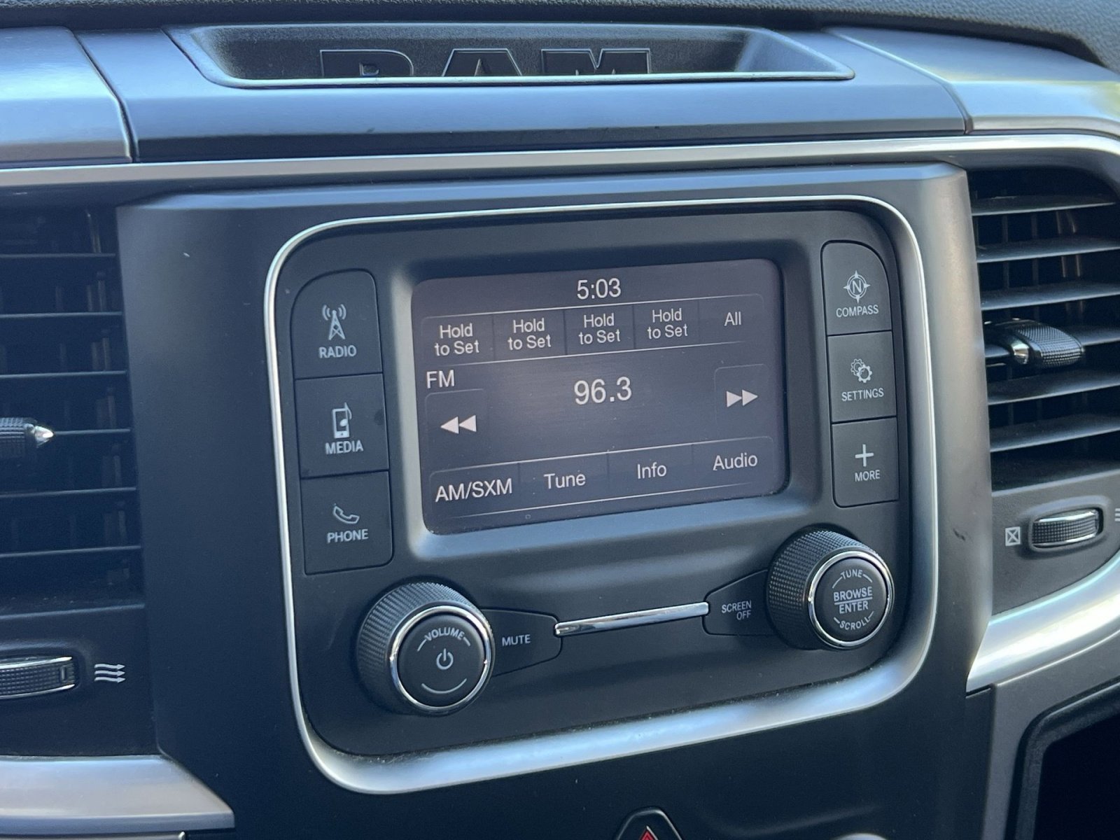 Used 2024 RAM 1500 Classic SLT AWD/4WD image 23