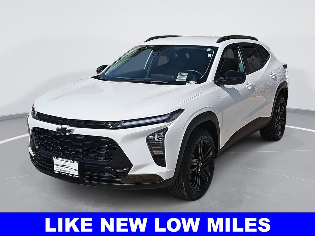 Used 2025 Chevrolet Trax ACTIV w/ Driver Confidence Package image 7