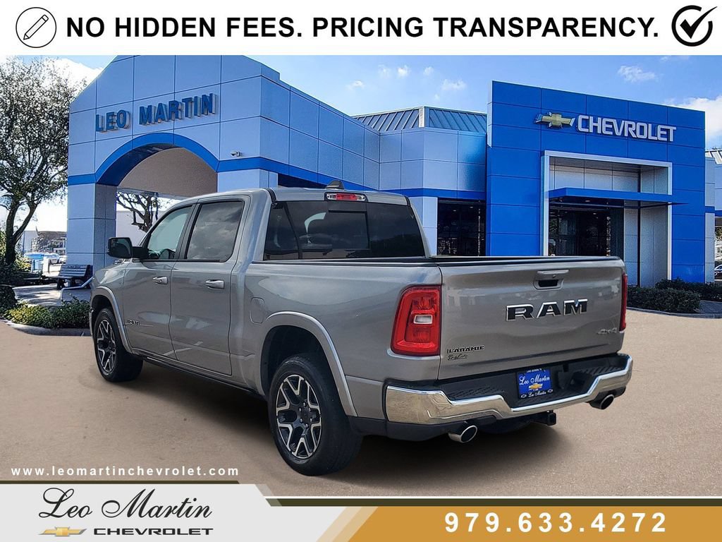 Used 2025 RAM 1500 Laramie AWD/4WD image 4