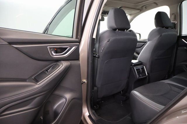 Used 2022 Subaru Forester Premium AWD/4WD image 29