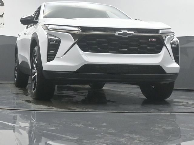 New 2026 Chevrolet Trax RS image 3