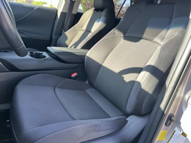 Used 2021 Toyota Venza LE AWD/4WD image 33