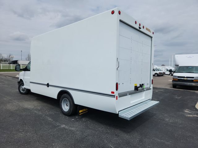 New 2026 Chevrolet Express 3500 w/ Power Convenience Package RWD image 6