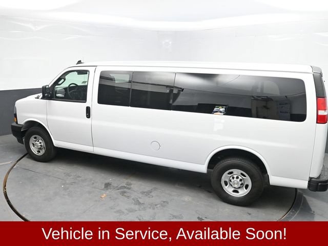 Used 2024 Chevrolet Express 3500 LS RWD image 28