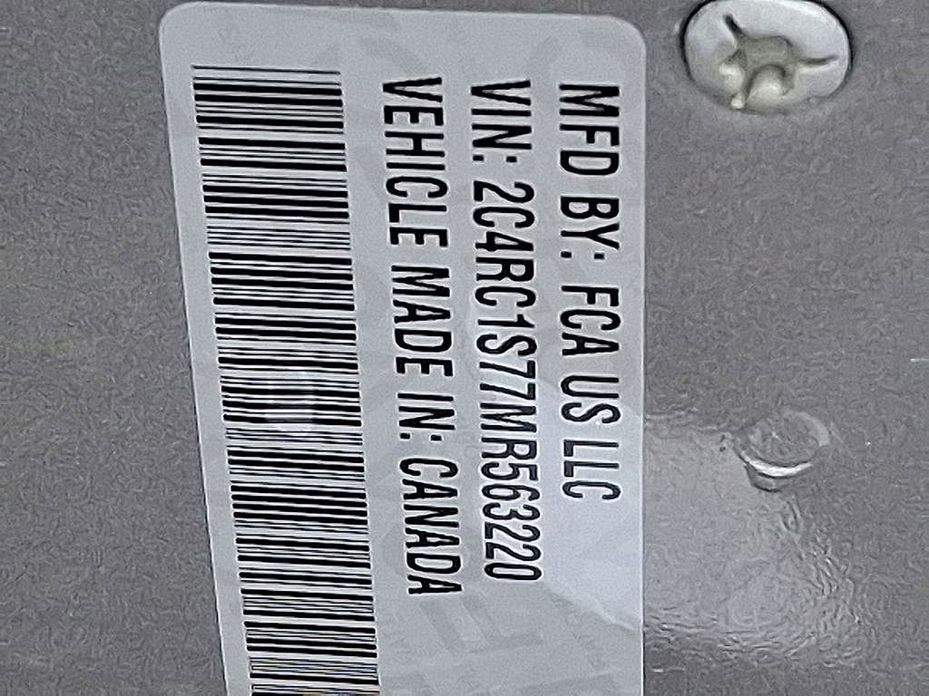 Used 2021 Chrysler Pacifica Limited w/ Premium & Safety Sphere Group image 30