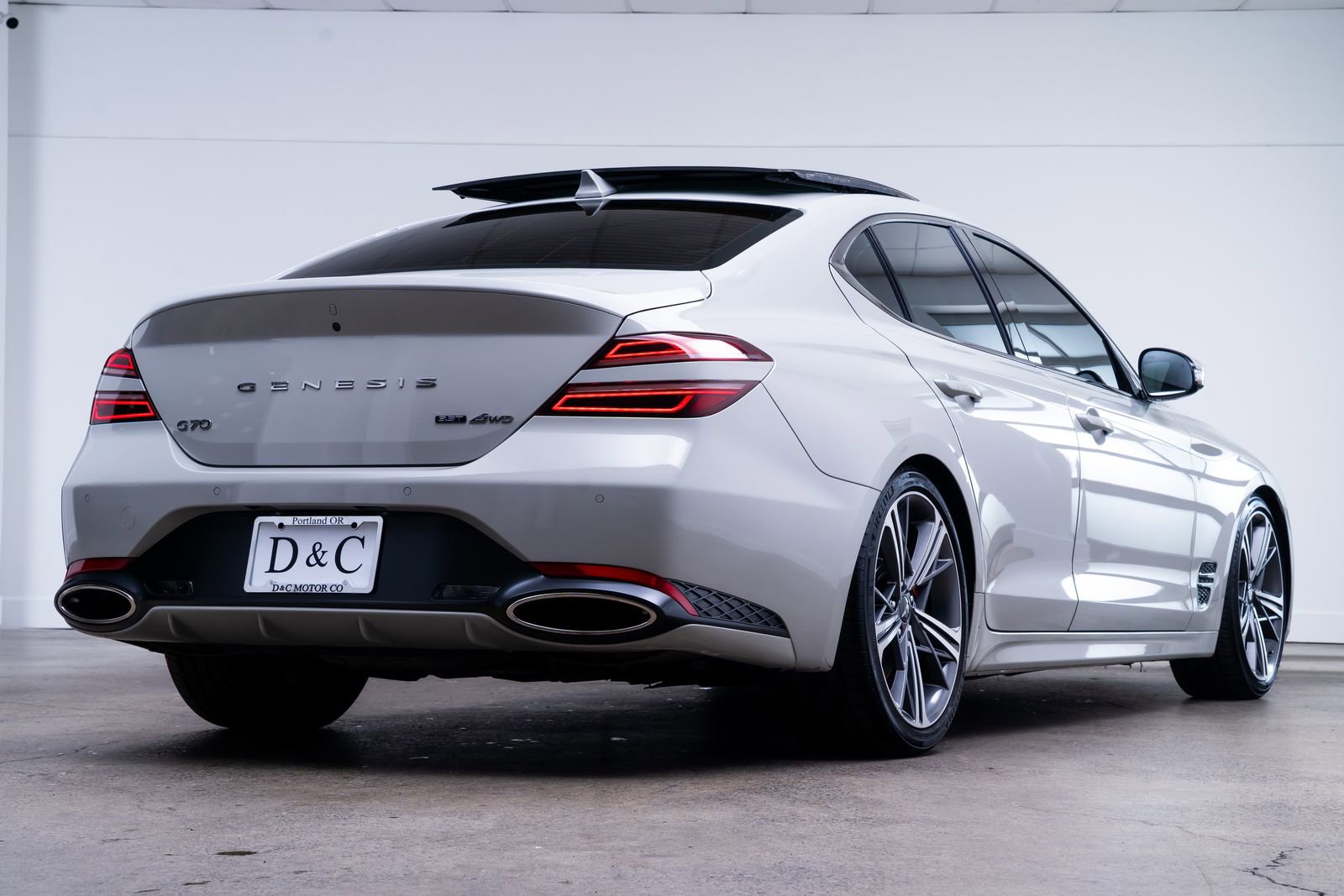 Used 2025 Genesis G70 3.3T Advanced AWD/4WD image 7