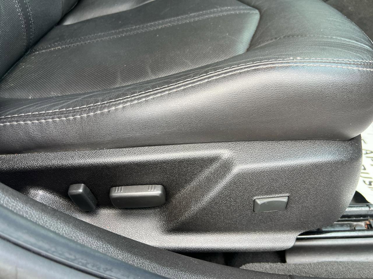 Used 2013 Cadillac CTS Luxury AWD/4WD image 10