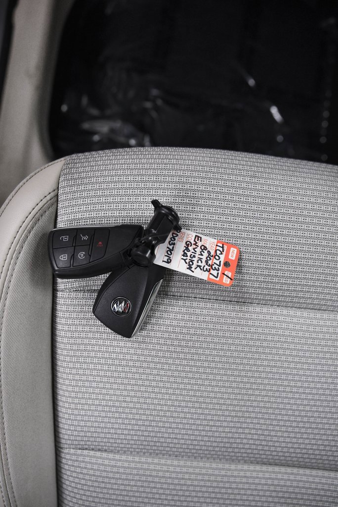 Used 2023 Buick Envision Preferred image 24