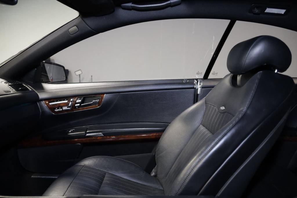 Used 2013 Mercedes-Benz CL 550 4MATIC image 19