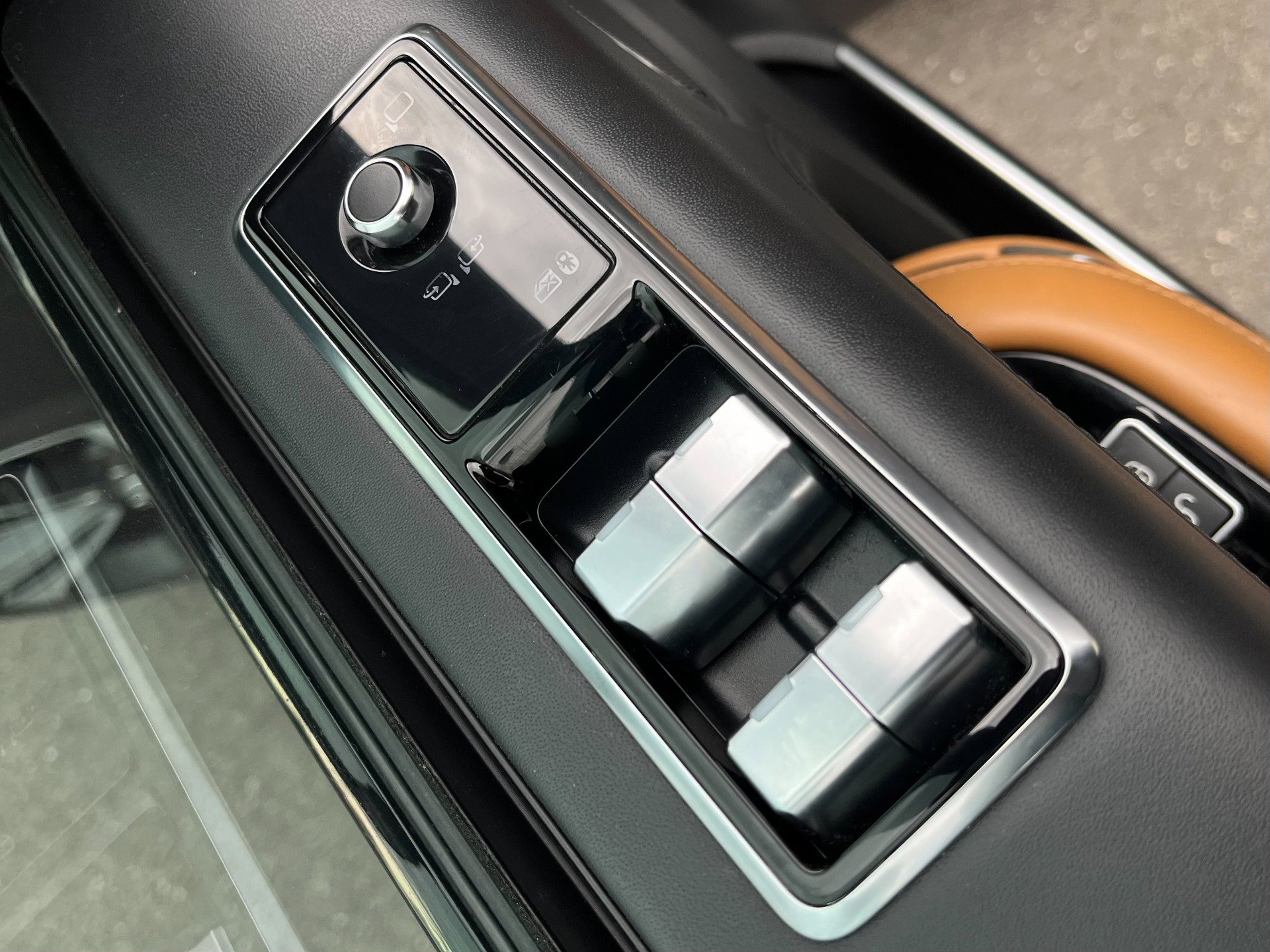 Used 2019 Land Rover Range Rover SV Autobiography Dynamic image 71