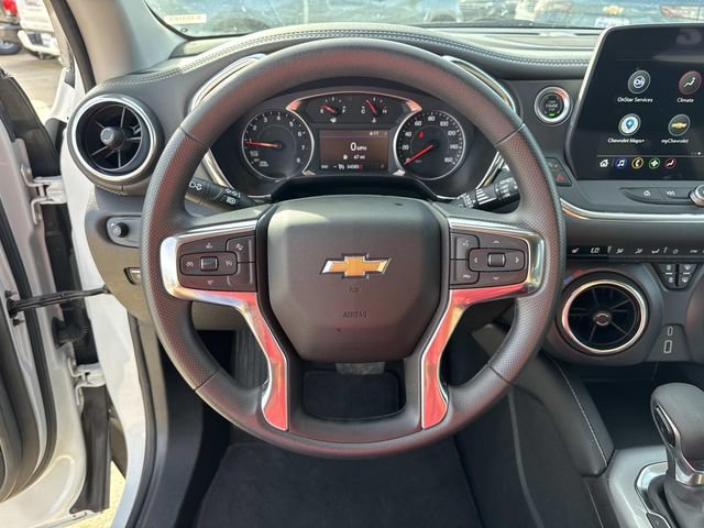Used 2025 Chevrolet Blazer LT FWD image 42