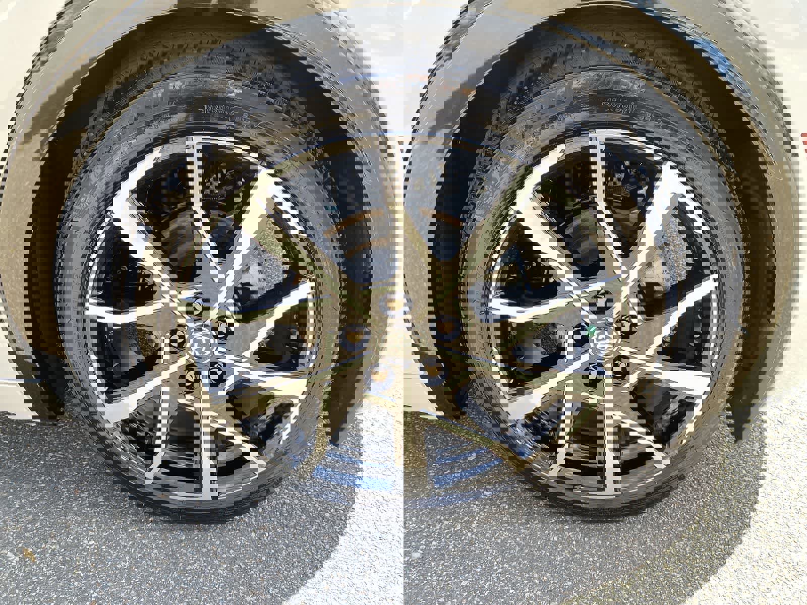 Used 2026 Toyota Prius Plug-In Hybrid image 15