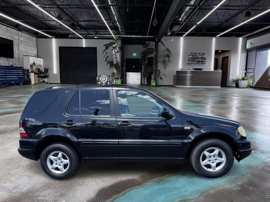 Used 2000 Mercedes-Benz ML 320 4MATIC