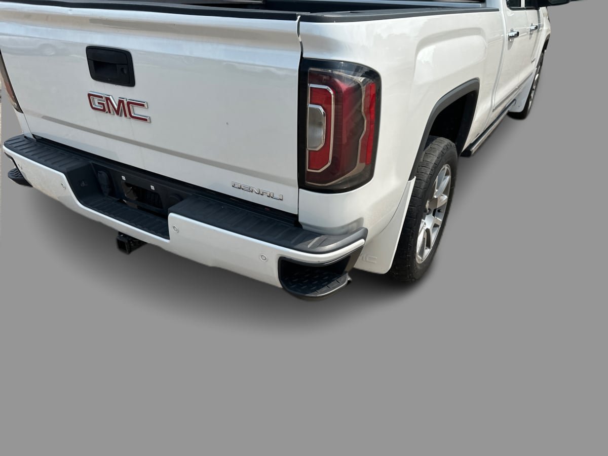 Used 2016 GMC Sierra 1500 Denali w/ Enhanced Driver Alert Package AWD/4WD image 34