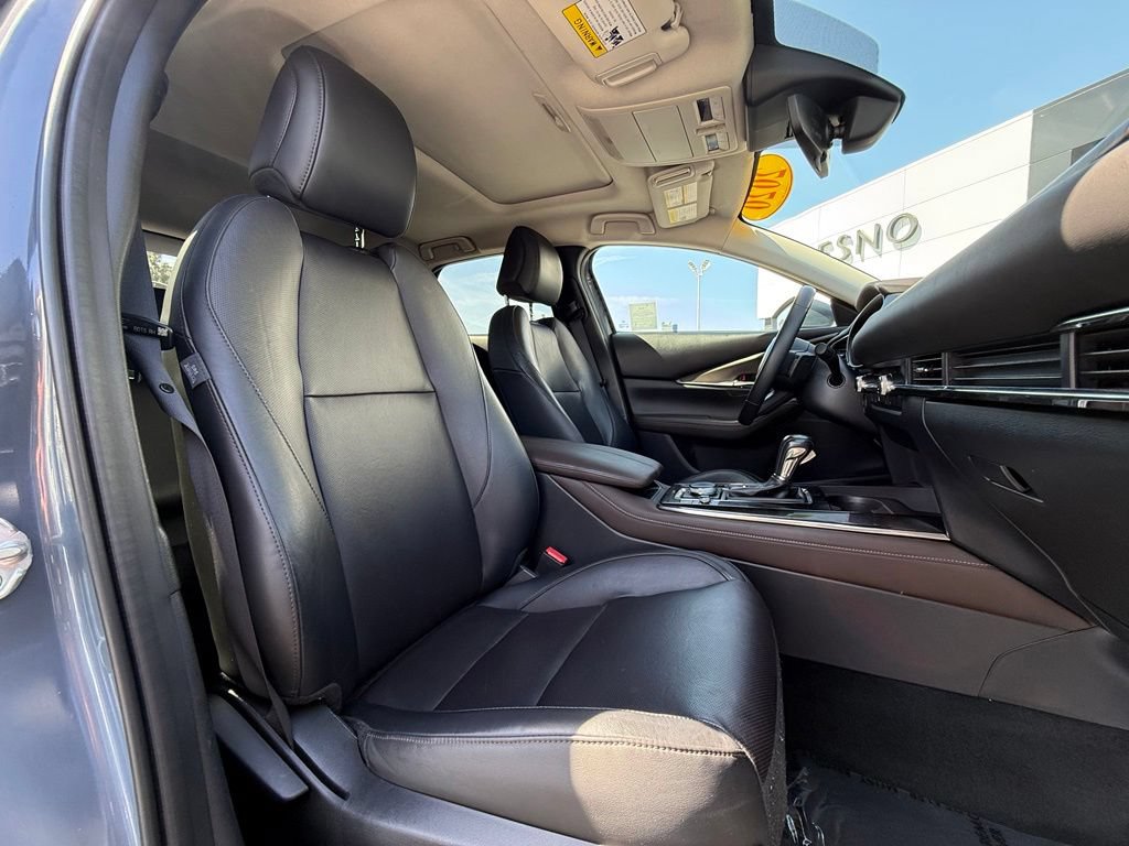 Used 2020 MAZDA CX-30 FWD w/ Premium Package image 16