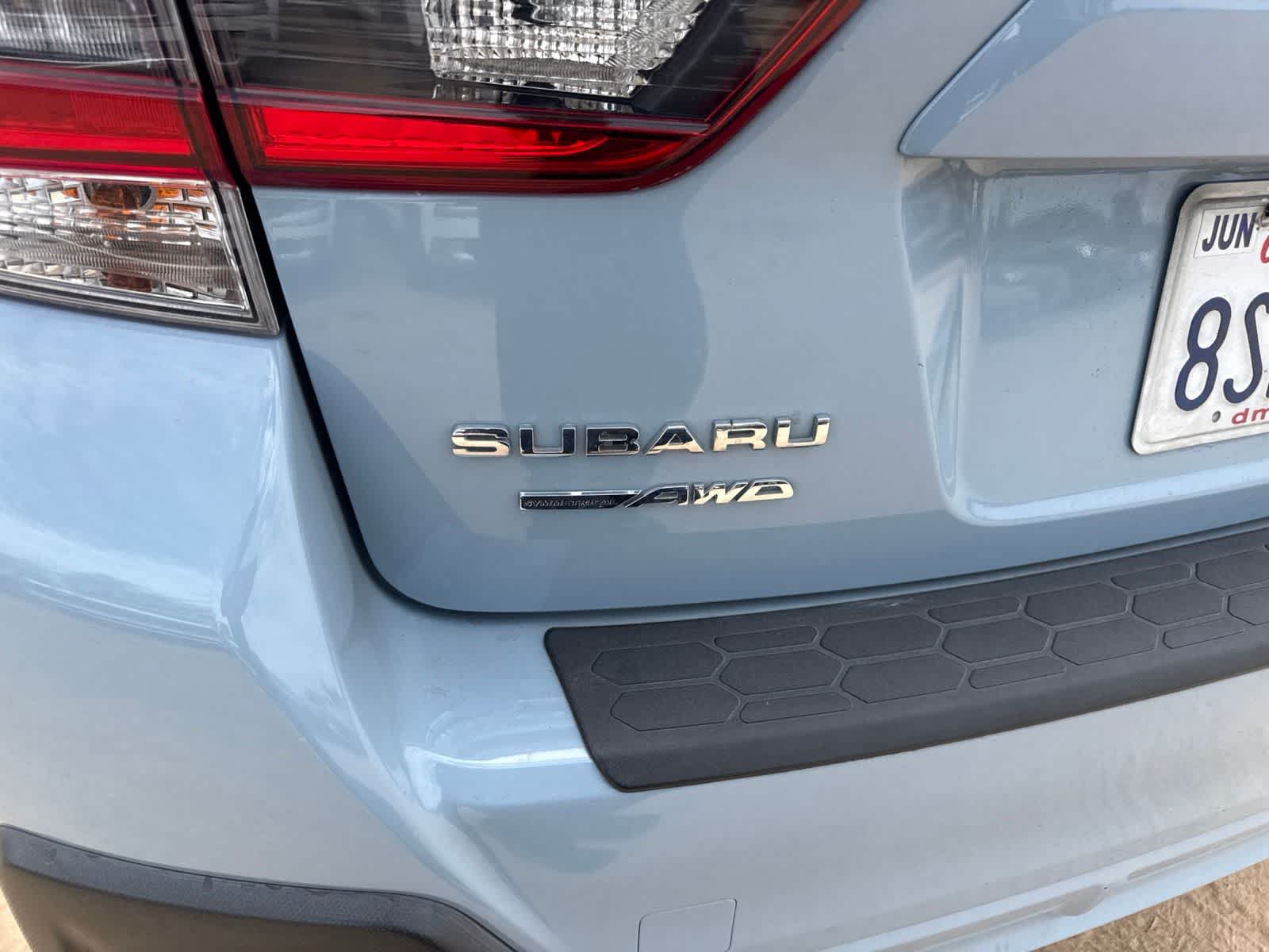 Used 2020 Subaru Crosstrek 2.0i Premium w/ Moonroof Package 2 AWD/4WD image 12