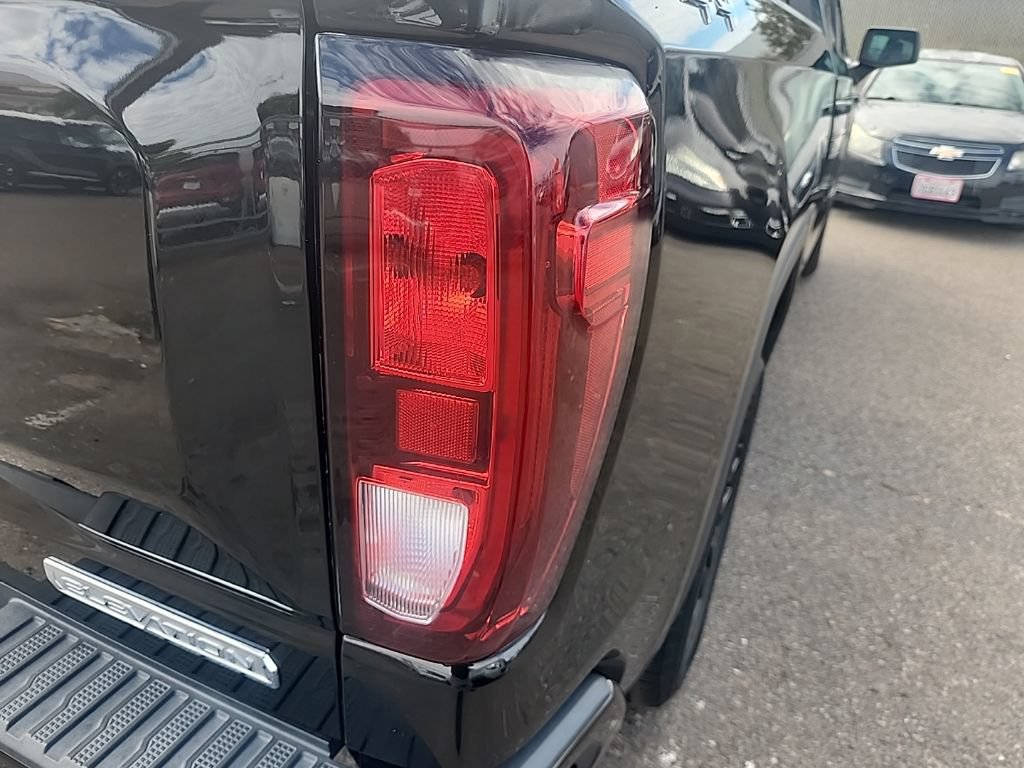 Used 2023 GMC Sierra 1500 Elevation AWD/4WD image 14