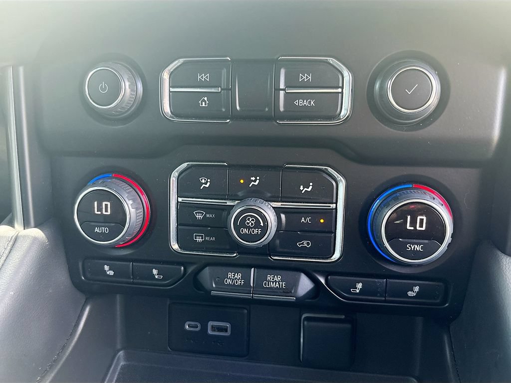 Used 2023 Chevrolet Tahoe Z71 AWD/4WD image 30